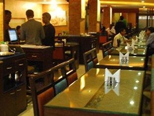 Belsons Taj Mahal Hotel Hyderabad Bagian luar foto