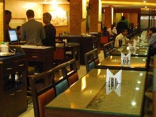 Belsons Taj Mahal Hotel Hyderabad Bagian luar foto